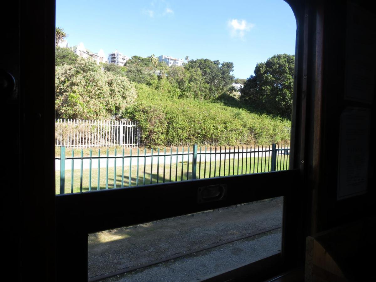Santos Express Hostel